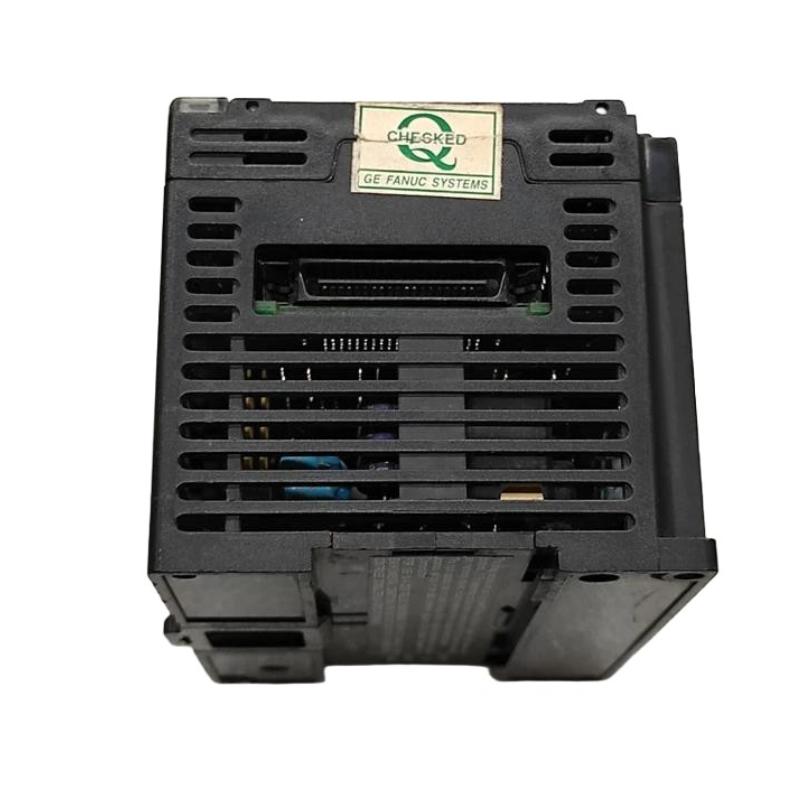 GE IC693UEX122 Programmable Logic Controller