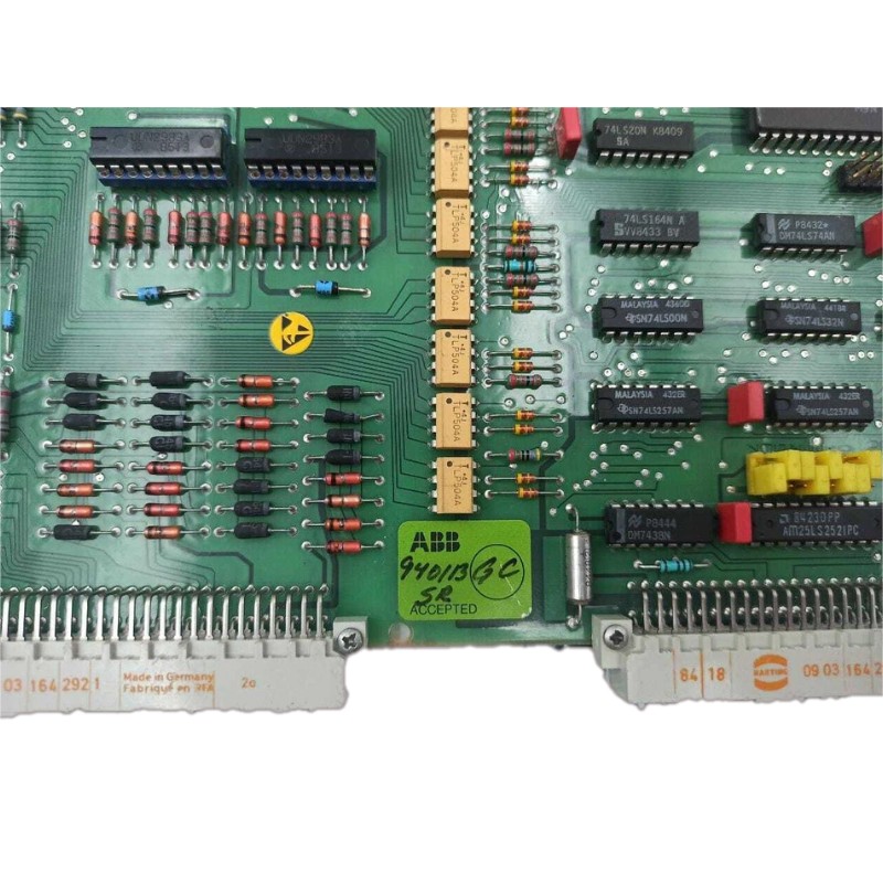 ABB DSDX 110 YB161102-AH/3 DS Digital Input/Output Module