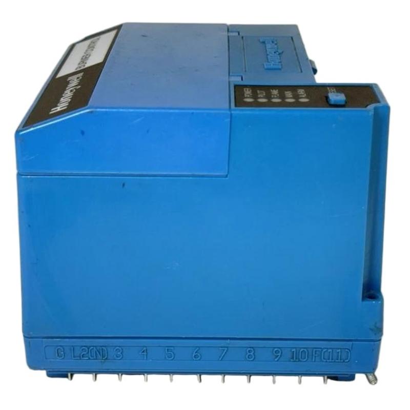 Honeywell RM7840L1075 Burner Controller