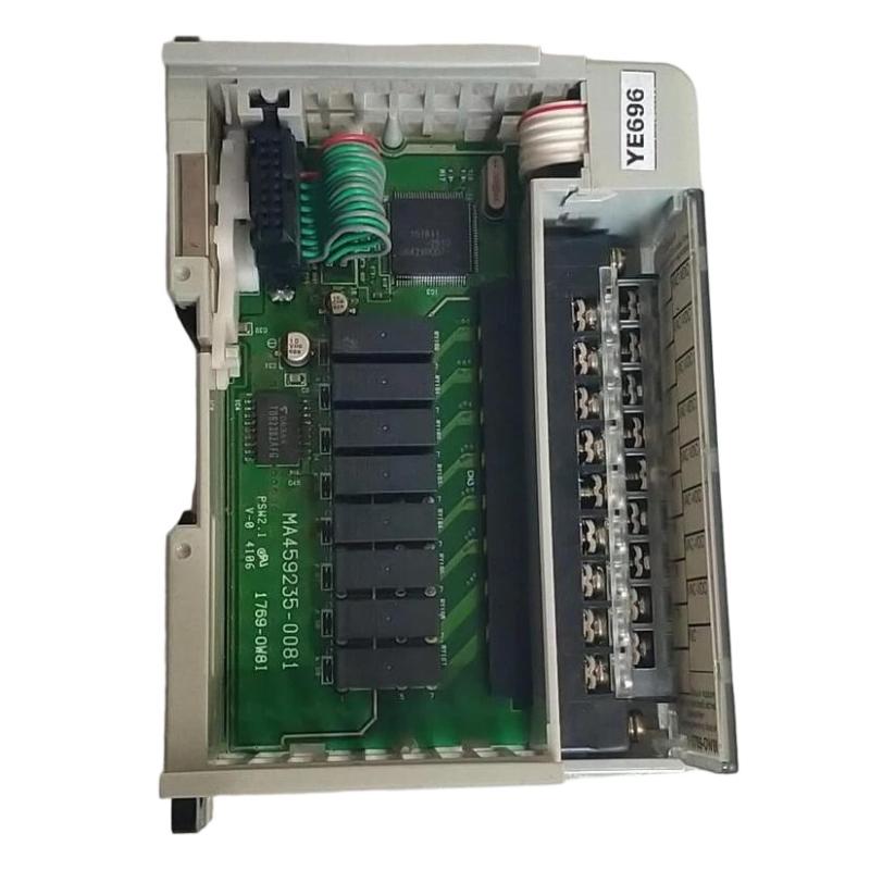 Allen Bradley 1769-OW8I CompactLogix 8-Point Relay Output Module