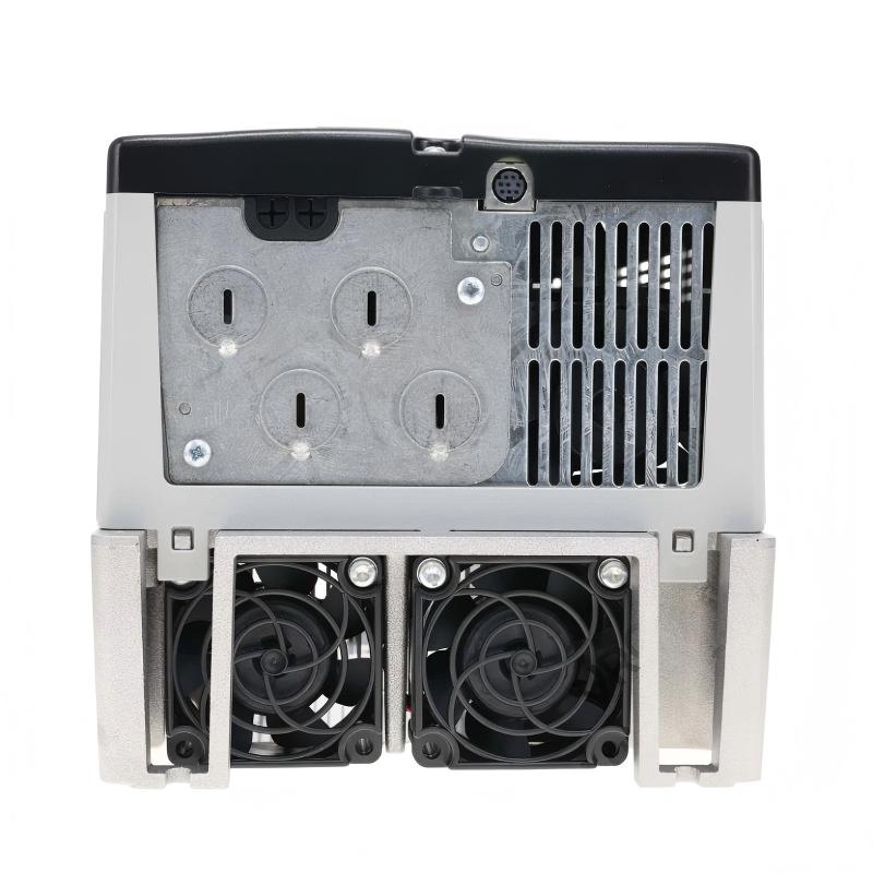 Allen Bradley 20AD014A0AYNANC0 PowerFlex 70 AC Drive