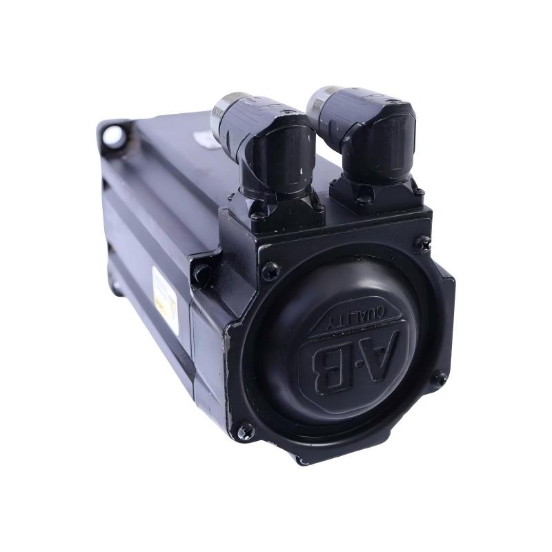 Allen Bradley MPL-B420P-SK74AA Servo Motor