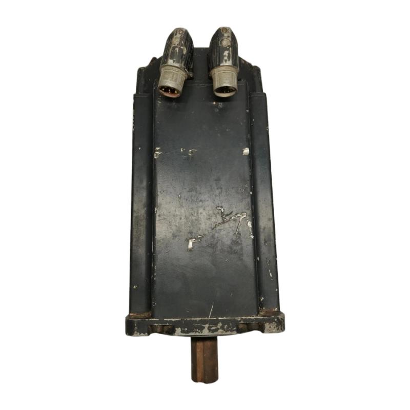 Allen Bradley MPL-B880C-MJ74AA Servo Motor